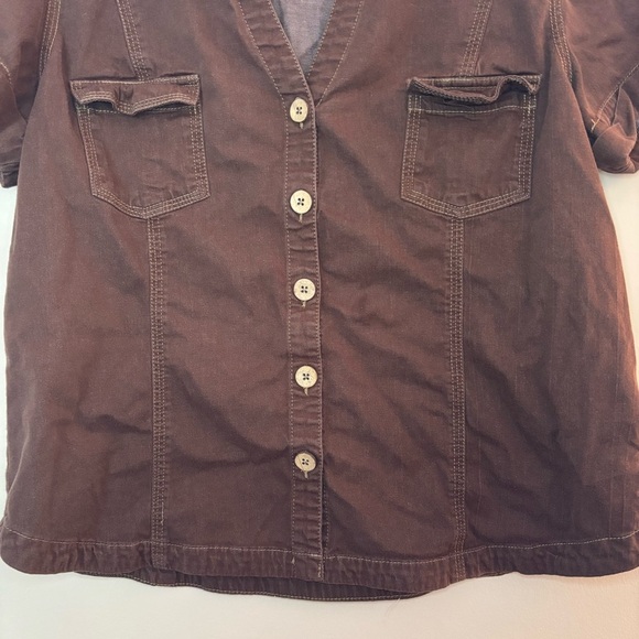 Denim & Co. Women’s Brown Button-Front Utility Shirt Size L - Picture 2 of 8